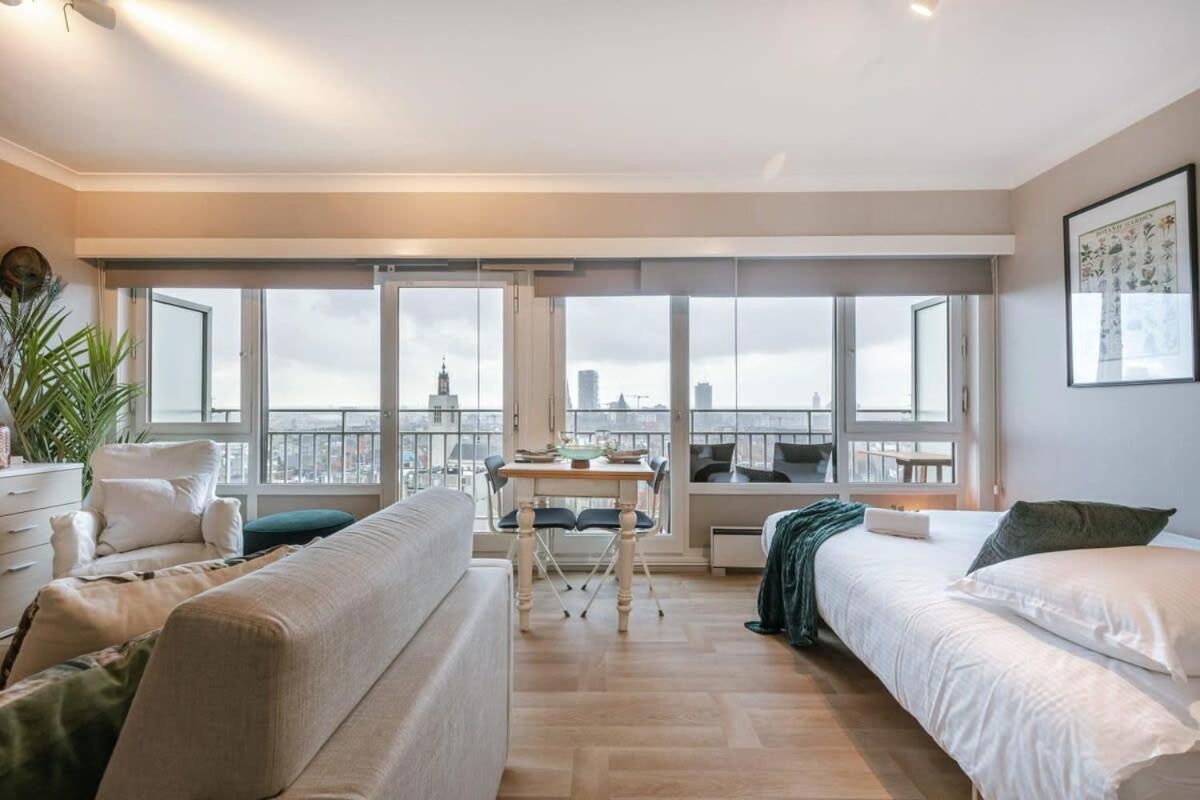 Bright Studio Near The Beach Appartement *